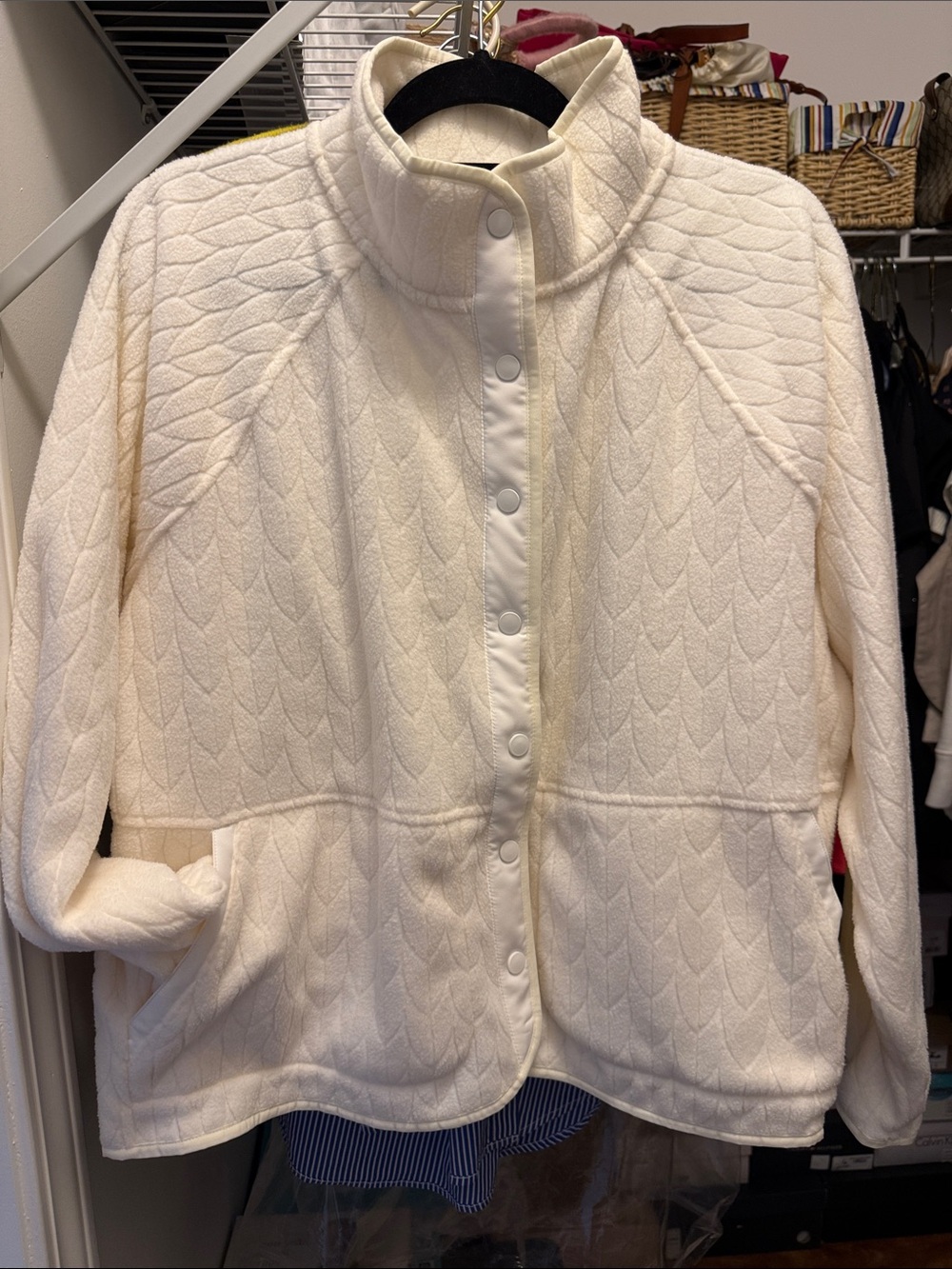 Vineyard Vines Cream Quilted Snap-Front Teddy Jacket